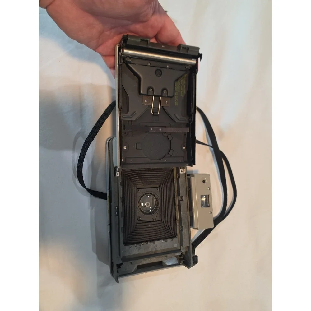 Polaroid vtg 420
